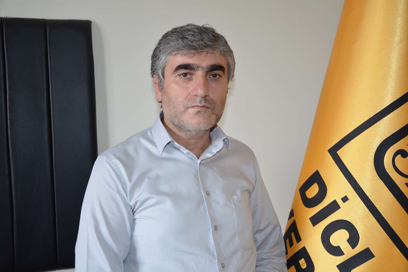 Dicle Üniversitesi’nde Kürtçe tez yazılmasının önündeki engel kalktı Dicle Üniversitesi’nde Kürtçe tez yazılmasının önündeki engel kalktı
